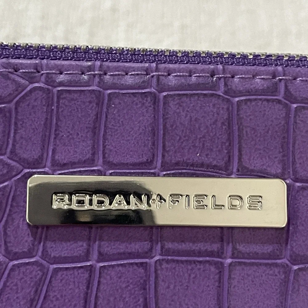 Rodan and Fields Purple Snake Skin Cosmetic‎ Bag Makeup NEW Zip Up